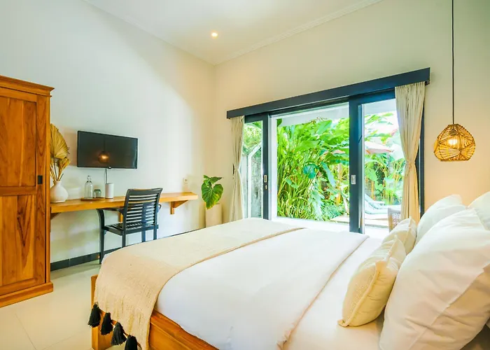 4 Bdr -villa Donna, Fast Wi-fi & Private Pool Canggu (Bali)