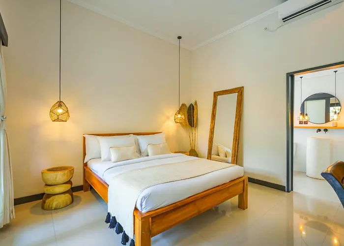 4 Bdr -villa Donna, Fast Wi-fi & Private Pool Villa Canggu (Bali)
