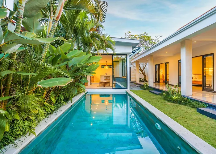 4 Bdr -villa Donna, Fast Wi-fi & Private Pool Villa Canggu (Bali)