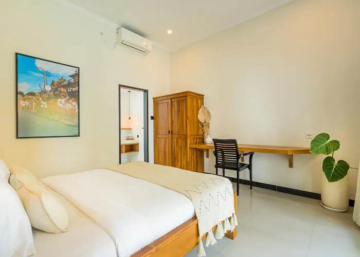 4 Bdr -villa Donna, Fast Wi-fi & Private Pool Canggu (Bali)