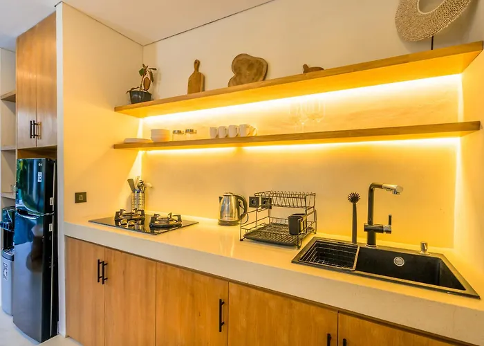 Villa 4 Bdr -villa Donna, Fast Wi-fi & Private Pool *